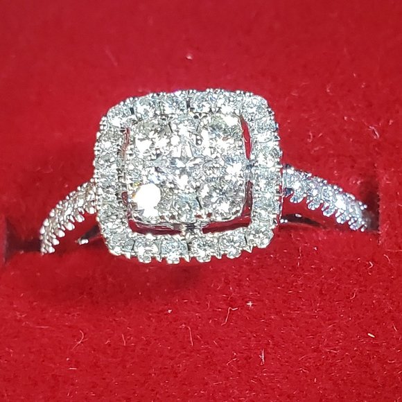 Beautiful design 14K white gold diamond ring - Picture 3 of 9